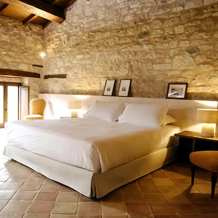Vendégház Castel Di Luco - Authentic 11th-century Castle