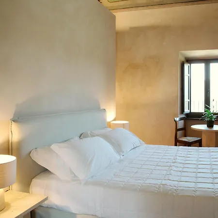 Πανσιόν Castel Di Luco 4*