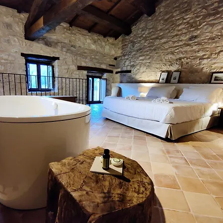 Castel Di Luco ゲストハウス アックアサンタ・テルメ