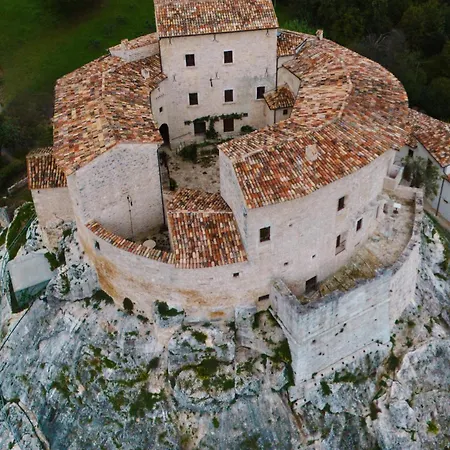 Vendégház Castel Di Luco - Authentic 11th-century Castle Acquasanta Terme