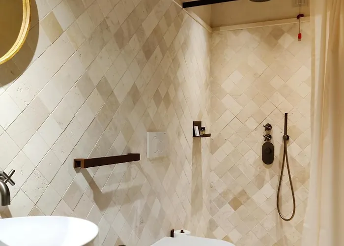 Castel Di Luco Guest house